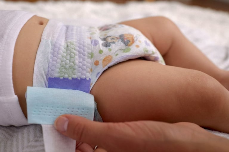 How to Change a Diaper Step by Step